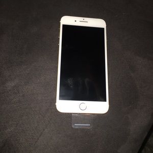iPhone 7 Plus, like brand new. Any carrier, 32g